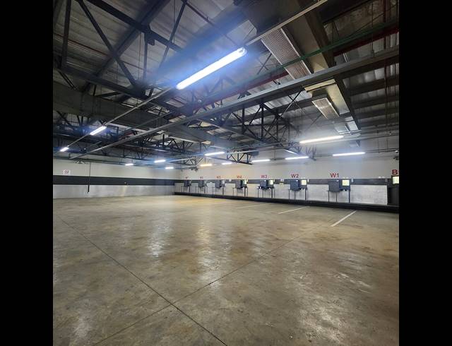 5,225M² WAREHOUSE FOR SALE IN RIVERHORSE VALLEY